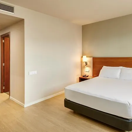 세르코텔 시우타트 데 몬트카다 4* 몬트카다 이 레익사크