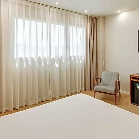 Hotel Sercotel Ciutat De