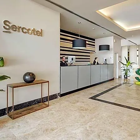 세르코텔 시우타트 데 몬트카다 호텔 4*