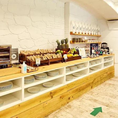 斯考特而蒙卡达城市酒店 酒店