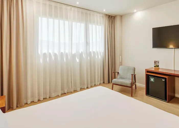 Hotel Sercotel Ciutat De